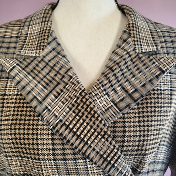 Halogen X Atlantic-Pacific Neutral Houndstooth Plaid Double Breasted Belted Coat - Picture 5 of 16
